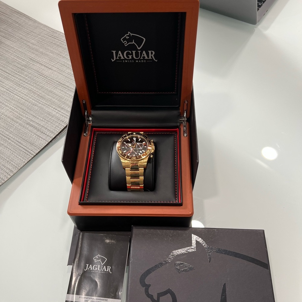 Jaguar Executive Men's Watch Professional Driver Brown Dial Gold Plated Watch